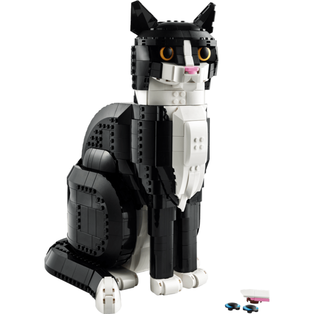 LEGO® 21349 Tuxedo Cat
